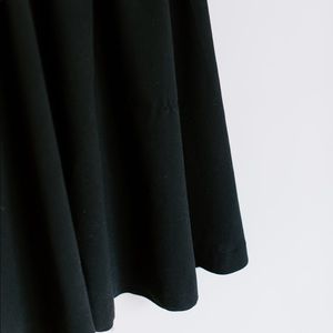 H&M tea length black flowy skirt